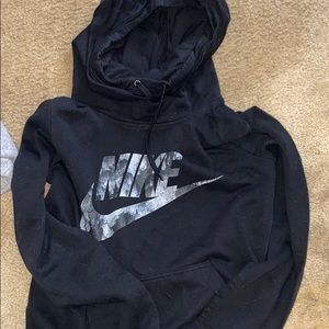 Nike sweatshirt